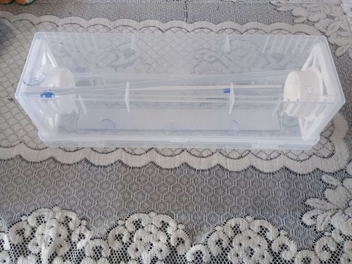 Cling film dispenser with - film,